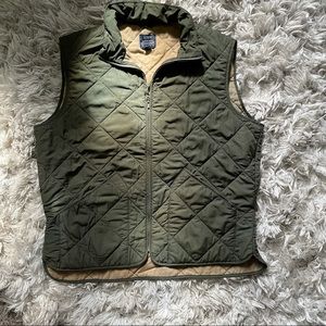 Men’s large dark green vest